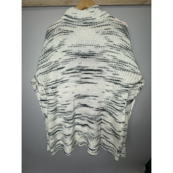 Torrid Ivory Space Dye Turtleneck Sweater Size 1X - Picture 3 of 7